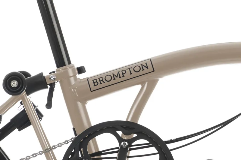 Brompton C Line 6-Speed Folding Bike 2025 in Dune Sand-4